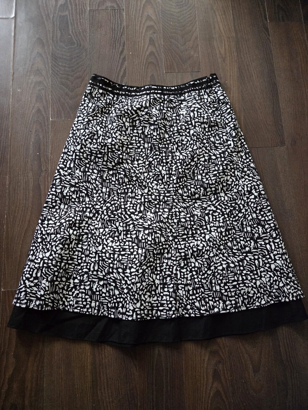 Christopher & Banks Womens Skirt Size 6  A-Line Black & White, Cotton